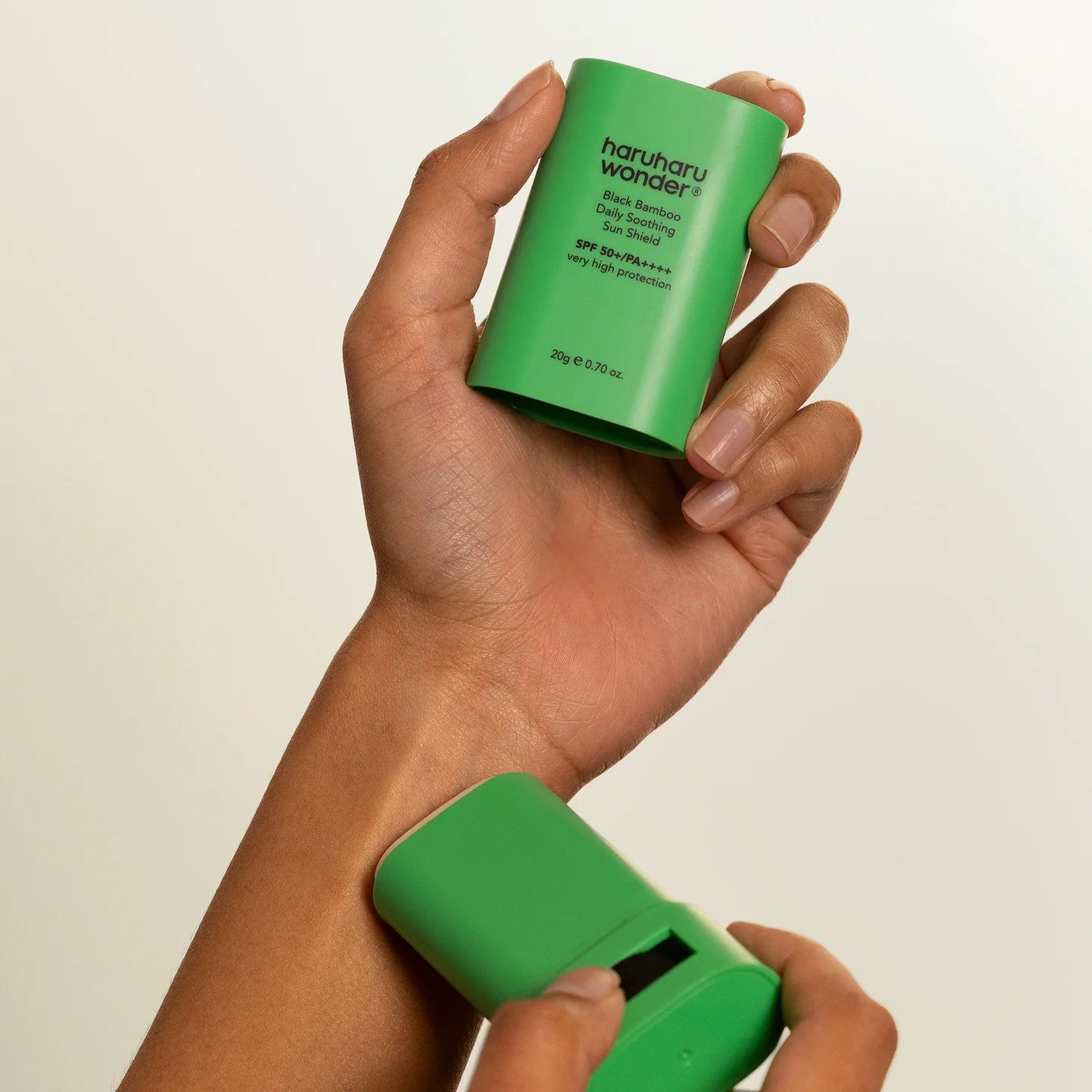 Black Bamboo Daily Soothing Sun Shield